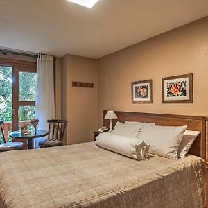 Apartamento Standard com varanda